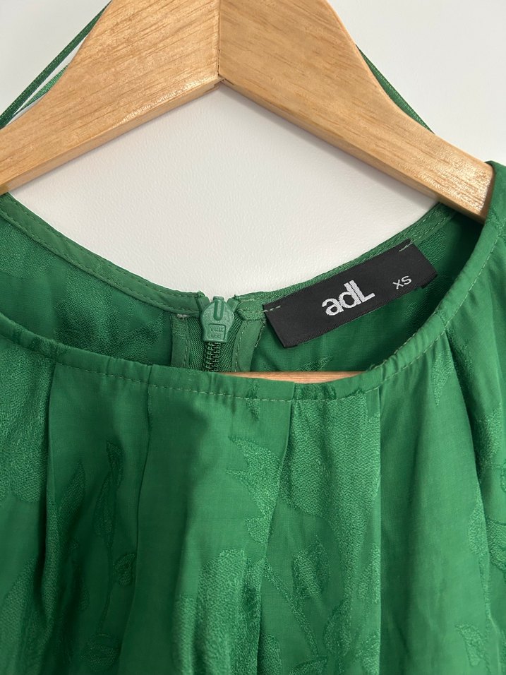 Uzun Yeşil Elbise - Görsel 2