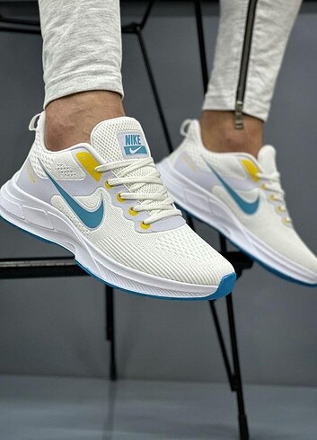 Nike Spor Ayakkabı 