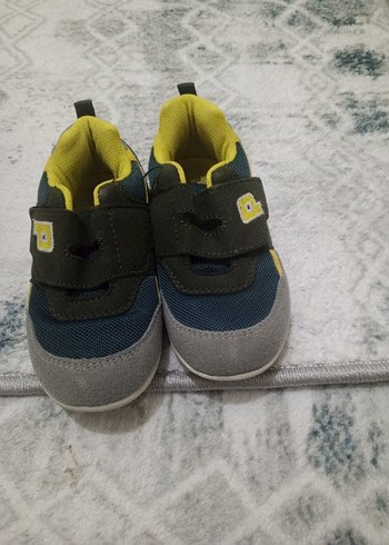 Gri Erkek Çocuk Cırt Cırtlı Spor Ayakkabı
