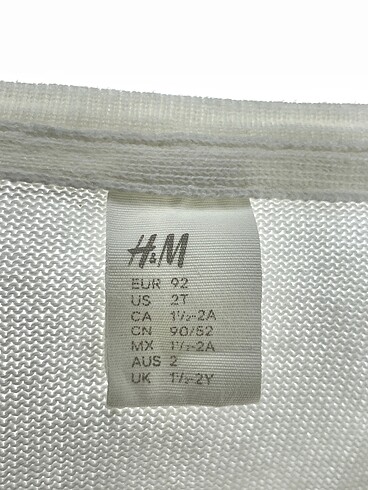 universal Beden beyaz Renk H&M Ceket %70 İndirimli.