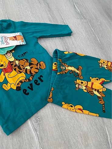 LC Waikiki Bebek pijama takımı