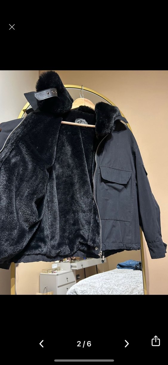 Sokak Stili Siyah Kadın Kürklü Kaban - Görsel 2