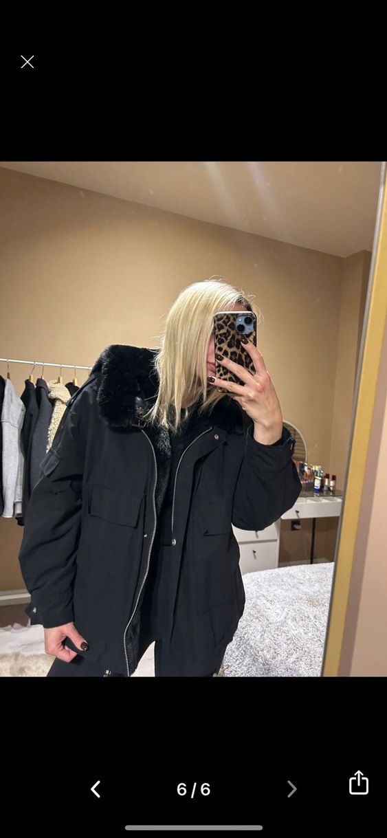 Sokak Stili Siyah Kadın Kürklü Kaban - Görsel 4