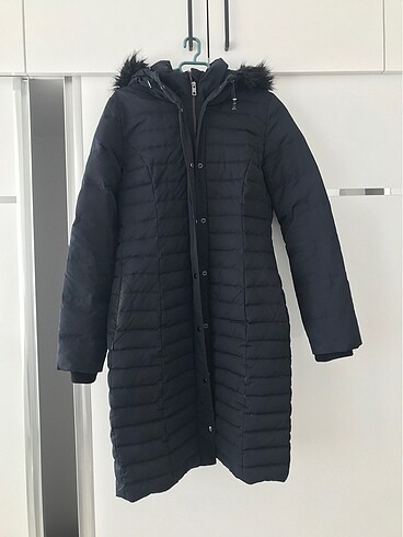 Zara kaz tüyü dolgulu mont