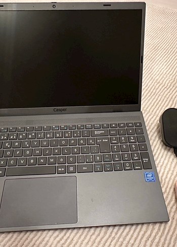 Gri Dizüstü Bilgisayar - Görsel 4