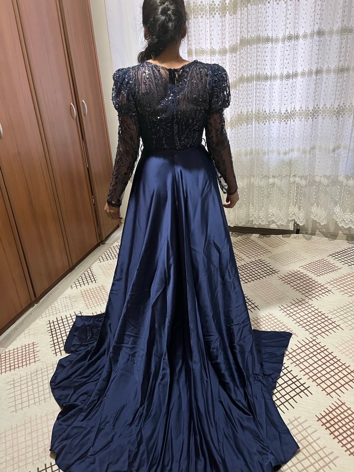 Uzun Lacivert V Yaka Kadın Abiye Elbise - Görsel 2