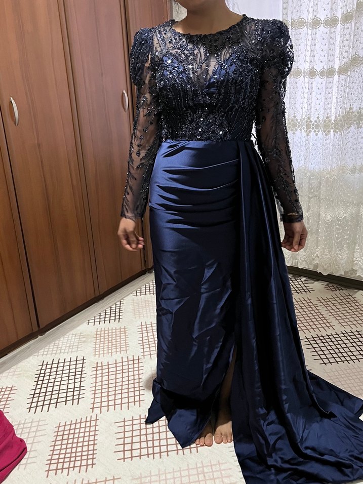 Uzun Lacivert V Yaka Kadın Abiye Elbise - Görsel 3