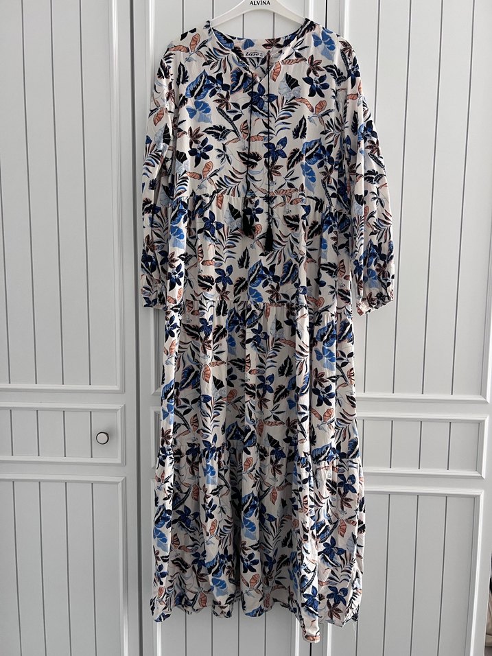 Çiçek Desenli Uzun Bohem Elbise - Görsel 2