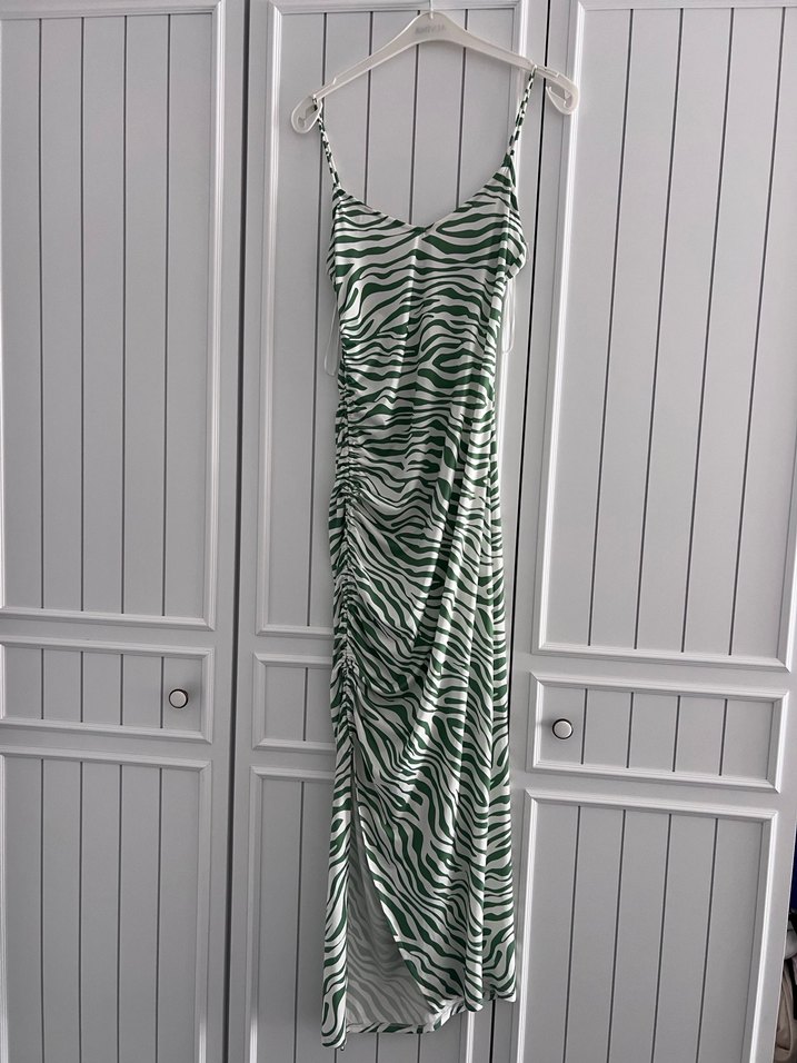 Zebra Desenli Yeşil Uzun Drapeli Elbise - Görsel 2