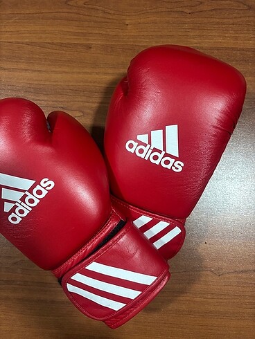 Adidas Aiba onaylı Aibag1t boks eldiveni