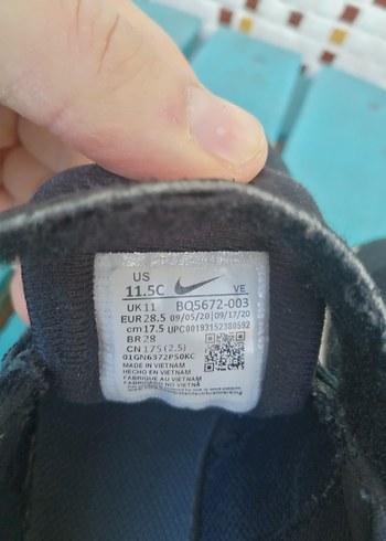 28.5 Nike Siyah Erkek Çocuk Spor Ayakkabı - Görsel 5
