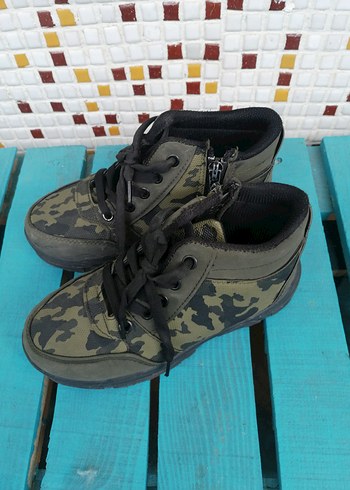 Erkek Çocuk Kamuflaj Desenli Kauçuk Bot - Görsel 2