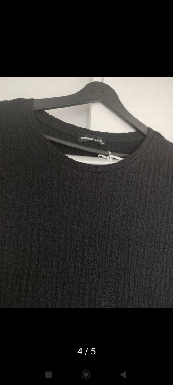 Siyah Kolsuz Tişört - Görsel 4