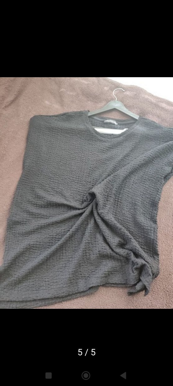 Siyah Kolsuz Tişört - Görsel 5