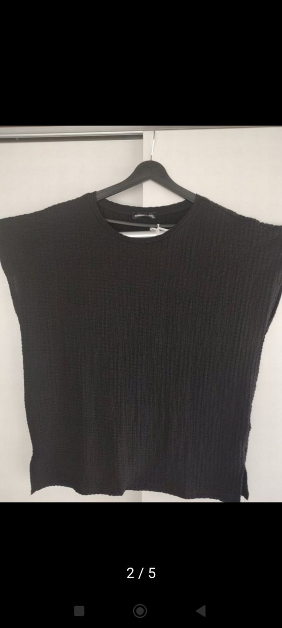 Siyah Kolsuz Tişört - Görsel 2