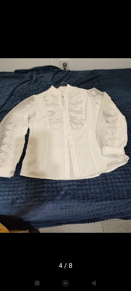 Beyaz Nakışlı Fırfırlı Keten Gömlek - Görsel 3