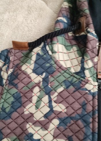 Kapüşonlu Kamuflaj Desenli Erkek Çocuk Ceketi - Görsel 7