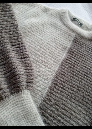 Gri Renkli Örgü Kadın Kısa Kazak - Görsel 2