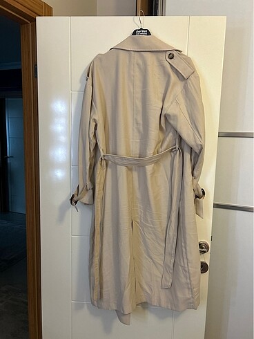 Stradıvarıus trençkot - Görsel 3