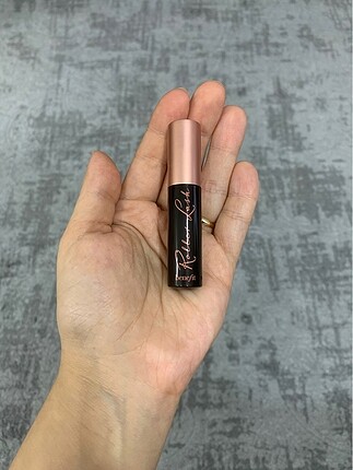 Benefit roller lash maskara