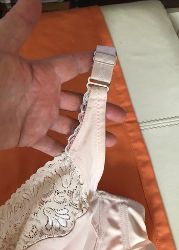 Nakışlı Ten rengi  Sütyen 95c - Görsel 4