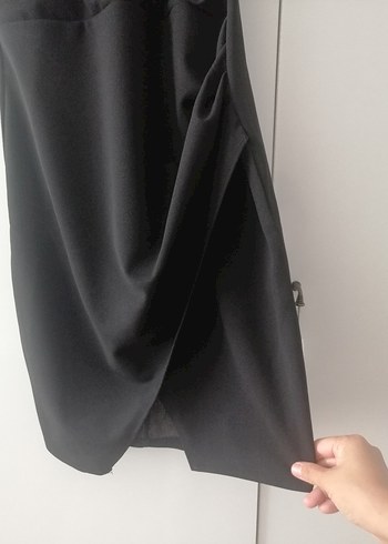 Siyah Drapeli V Yaka Midi Elbise - Görsel 3