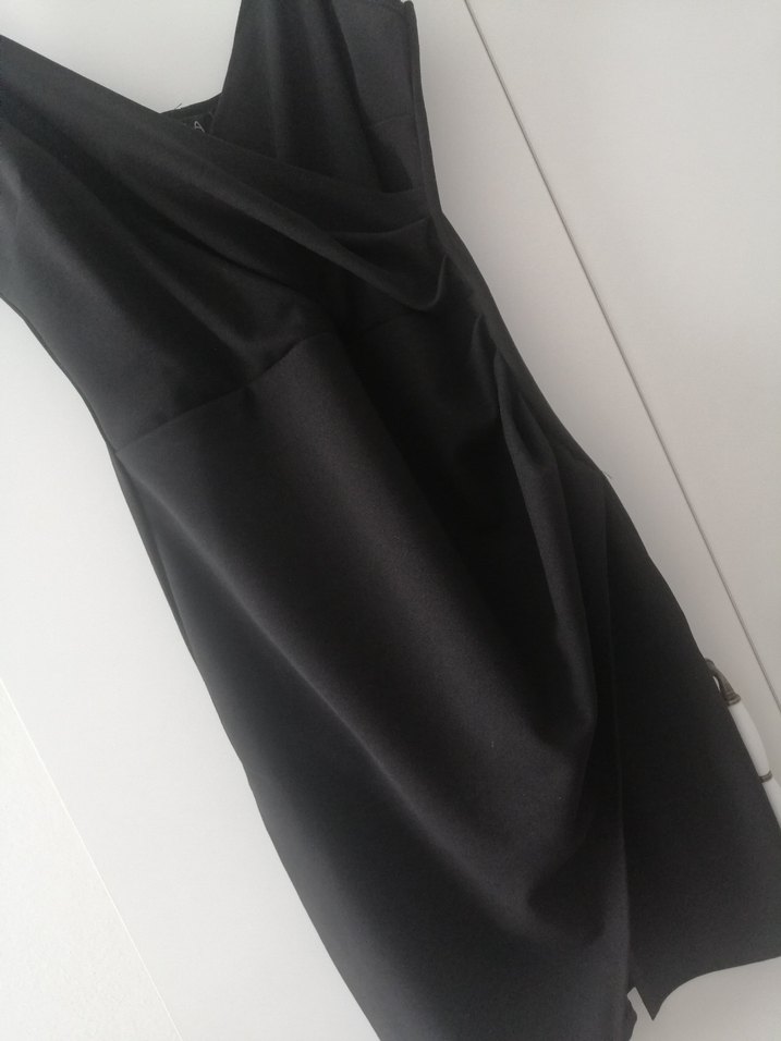 Siyah Drapeli V Yaka Midi Elbise - Görsel 2