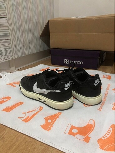 Nike spor ayakkabı
