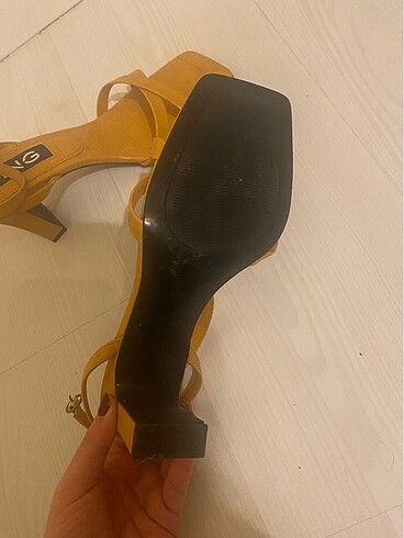 39 Beden turuncu Renk Mango topuklu sandalet