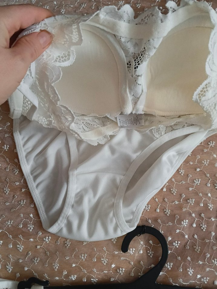 Beyaz Dantel Detaylı Bohem Sütyen75 bedeb - Görsel 4