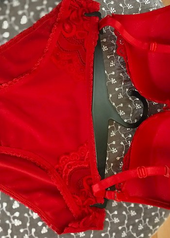 Kırmızı Desenli Gotik Sütyen 80beden - Görsel 3