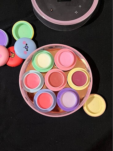 Beden çeşitli Renk Bt21 lip balm