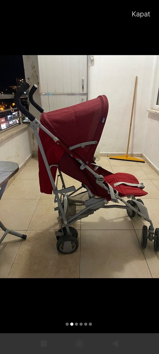 Kırmızı Bebek Arabası Gri Detaylı - Görsel 2