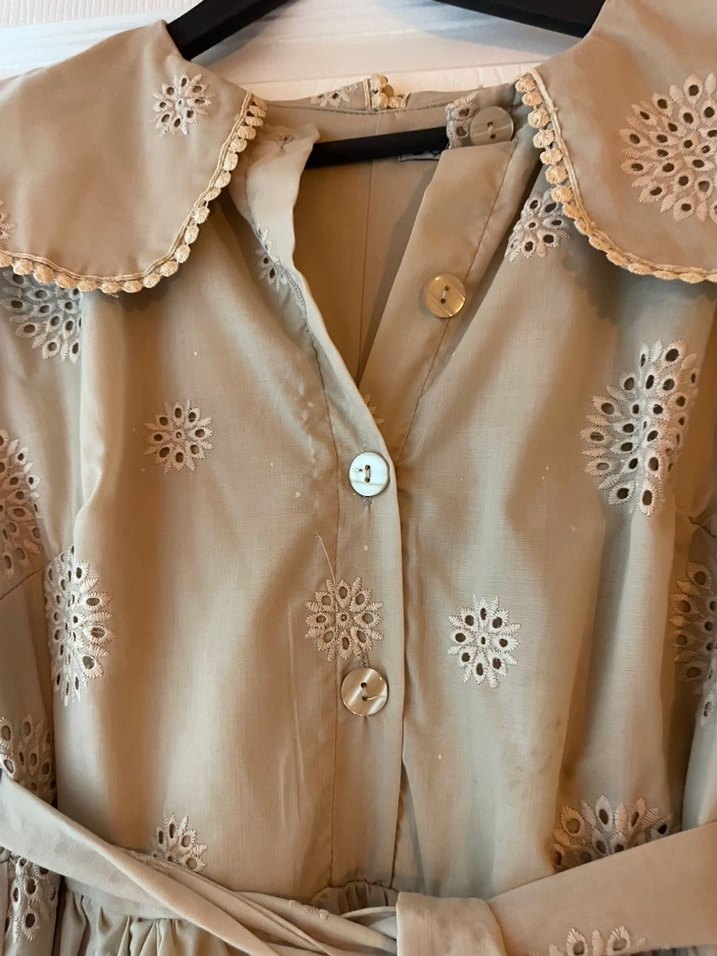 Bej Nakışlı Tesettür Elbise - Görsel 3