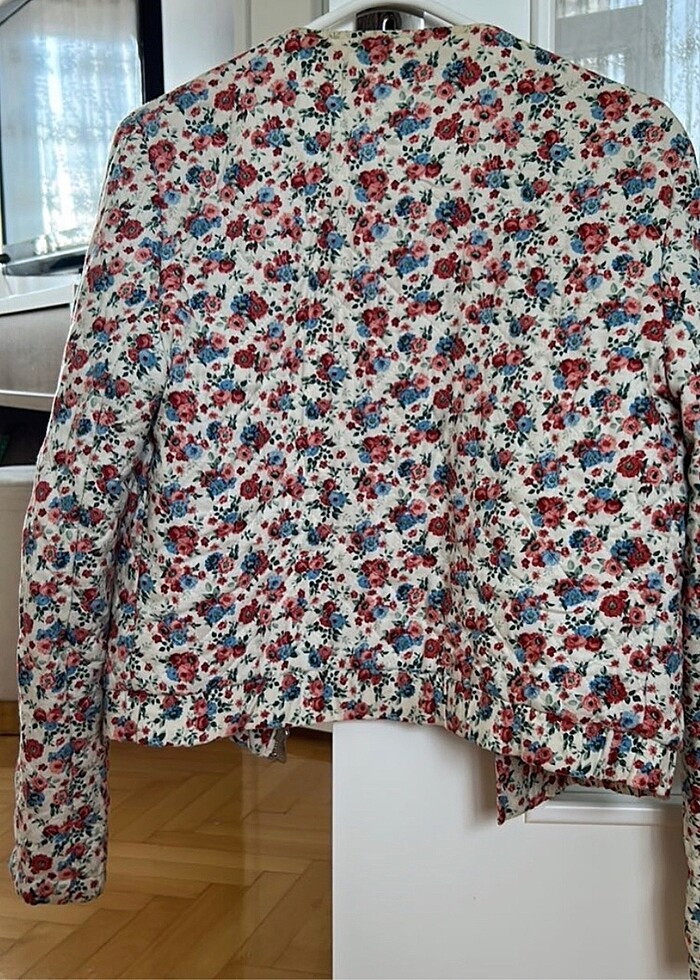 Bershka baharlık mont - Görsel 3