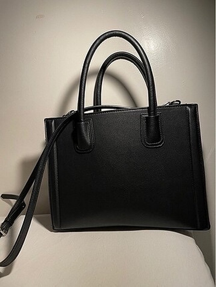 Siyah Parlak Deri Kadın Çanta - Görsel 5