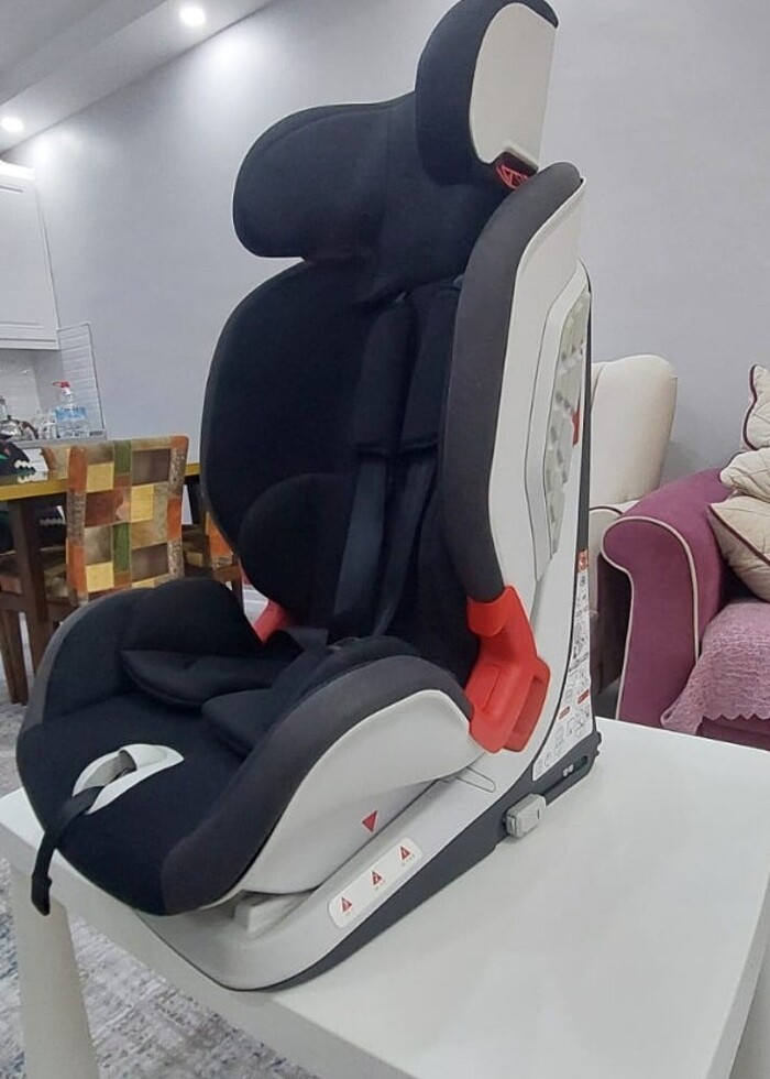 Chicco isofix oto koltugu 0-36 ay - Görsel 3