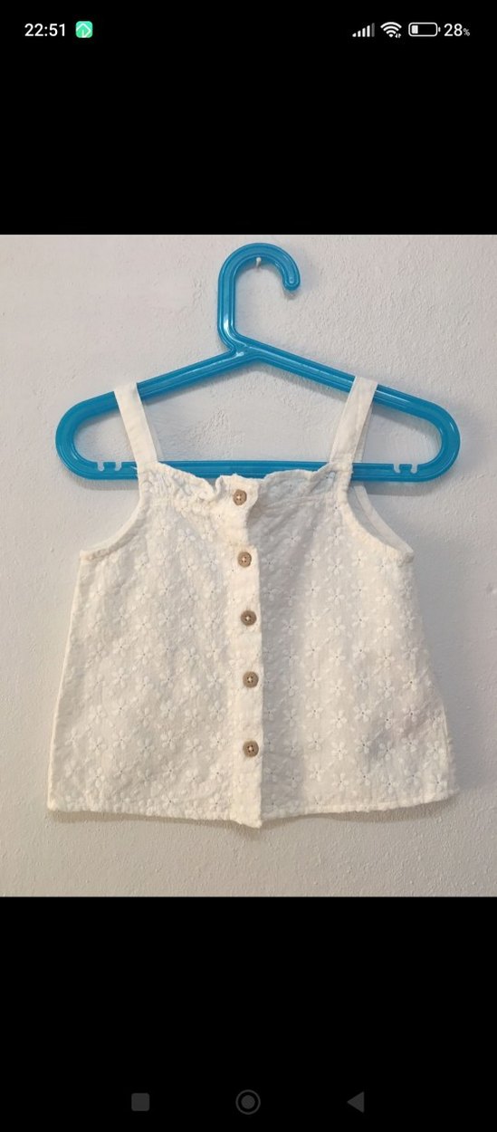 Kız Çocuk Nakışlı Beyaz Düğmeli Bluz - Görsel 2