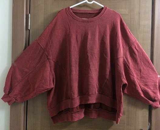 Oversize sweat M beden ama L beden de giyebilir