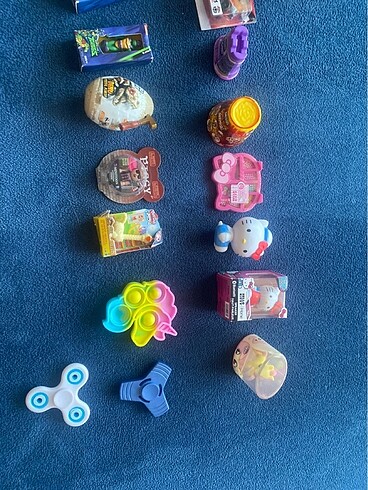  Mini brands