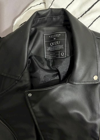 Deri Kumaşlı Siyah Kemerli Kadın Ceket - Görsel 4