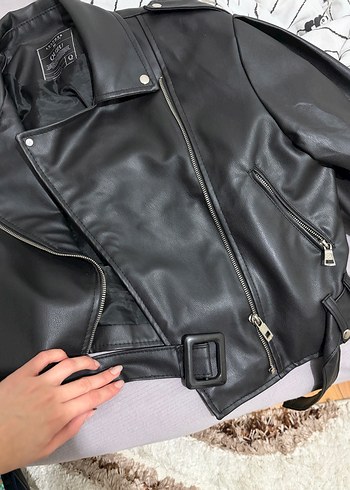 Deri Kumaşlı Siyah Kemerli Kadın Ceket - Görsel 7