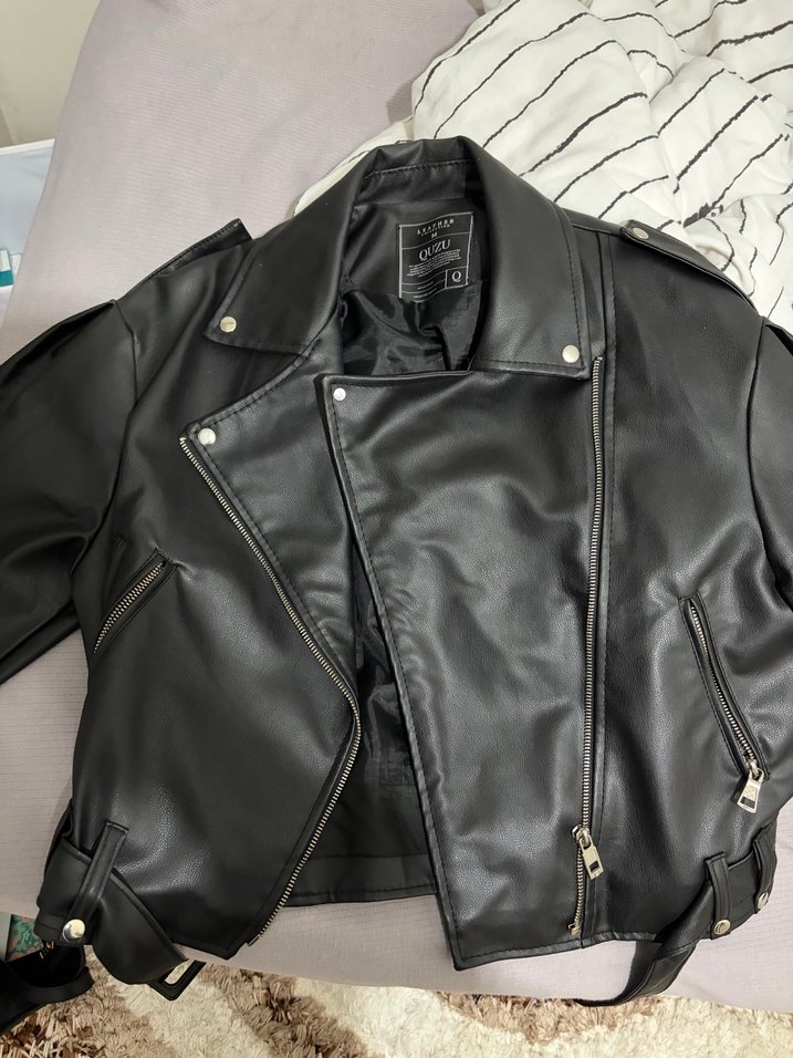 Deri Kumaşlı Siyah Kemerli Kadın Ceket - Görsel 3