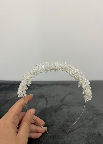 Beyaz Boncuklu Cam Taç - Görsel 2