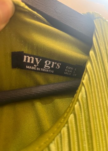 Parlak Yeşil Pilili Uzun Kadın Elbise - Görsel 3