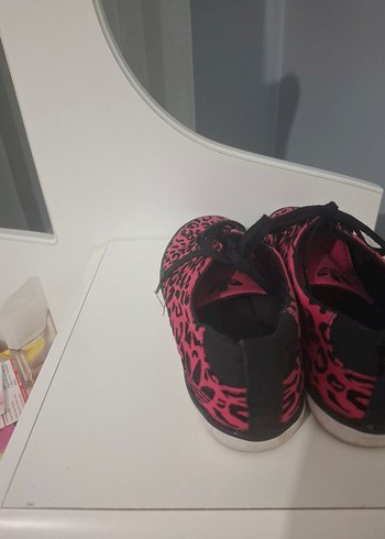 36 Beden Renkli Baskılı Pembe Kadın Spor Ayakkabı