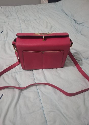 Pembe Deri Kadın Çanta Tokalı