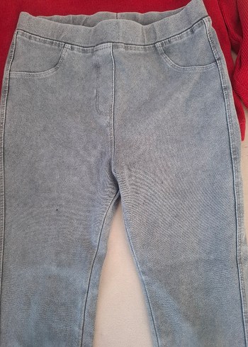 5 Yaş Beden Kızlar için Renkli Baskılı Kırmızı Sweatshirt ve Denim Eşofman