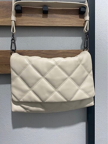 Beden Stradivarius Kol Çantası