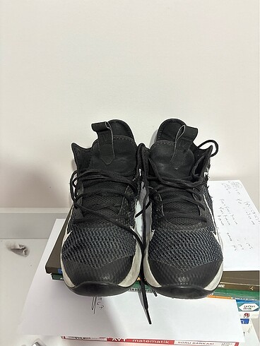 42 Beden siyah Renk Nike LeBron James Witness IV (4)